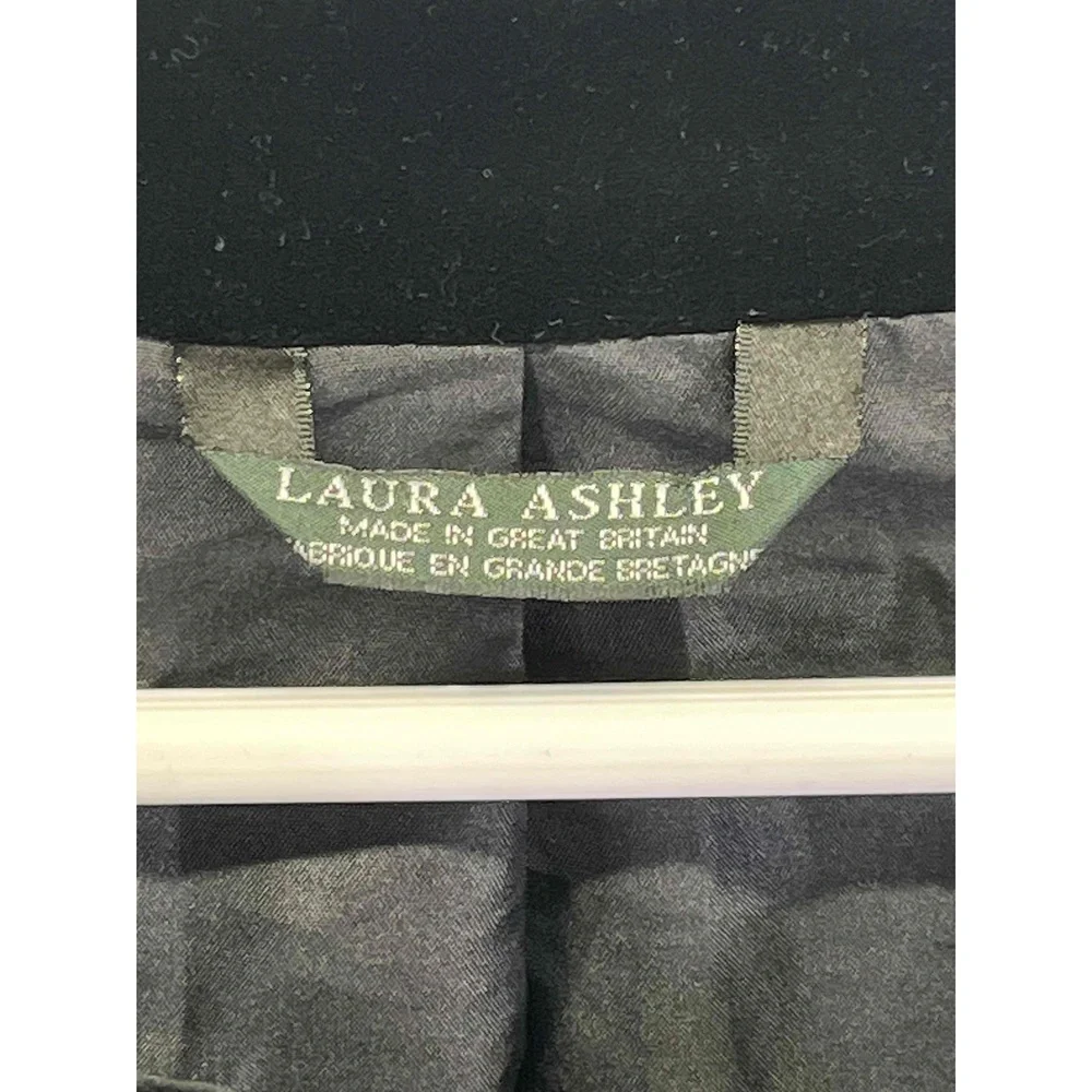 Laura Ashley NWOT Vintage Black Velvet Fitted‎ Button Up Collarless Jacket Sz 12